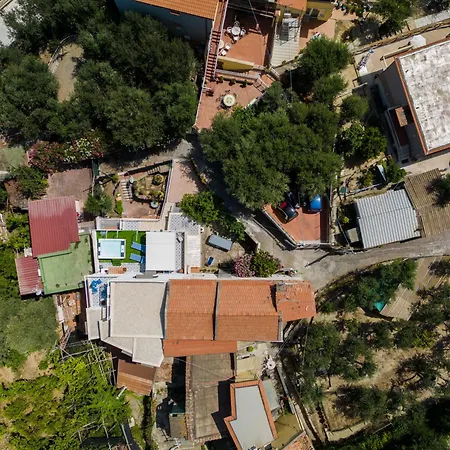 Relais Francesca Pool&view Vakantiehuis